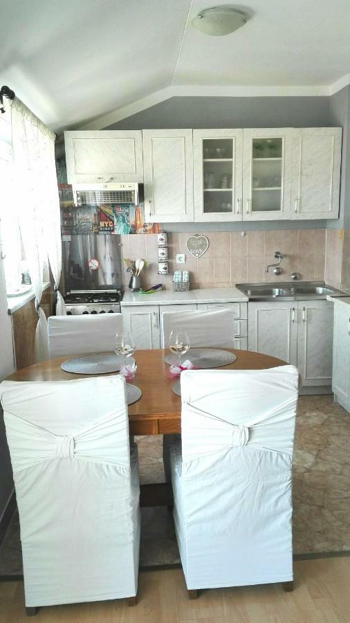 Ferienwohnung Apartman Nicole Zadar Exterior foto